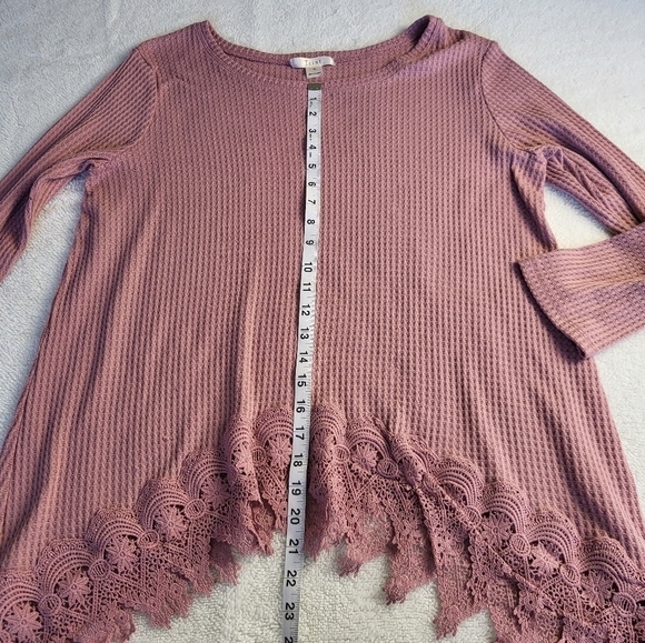 Teint Pink Textured Sweater with Crochet Bottom Women's Size XL - Picture 5 of 9